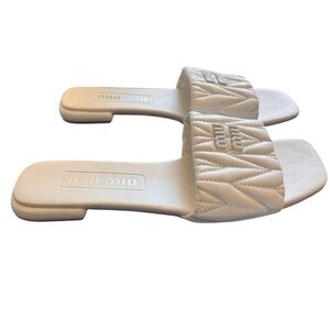 ✨ Miu Miu Matelassé Style Quilted Slide Sandals | White | Size 10 | NWOT